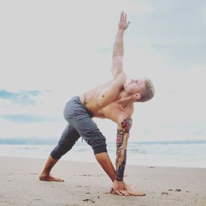 yoga fit guy tum mar 16